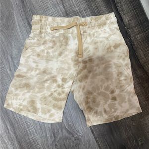 Arizona Summer Tan Boys Shorts Size Small (8)